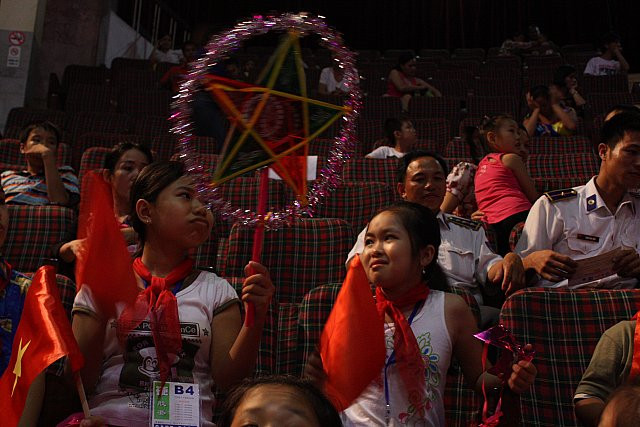 Lj lẫm nhưng đầy niềm vui