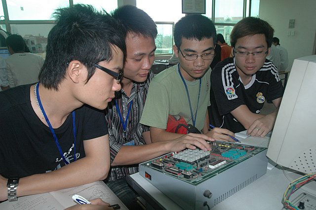 Ở đây, sinh viên được tạo mọi điều kiện cho việc học tập và thực hành