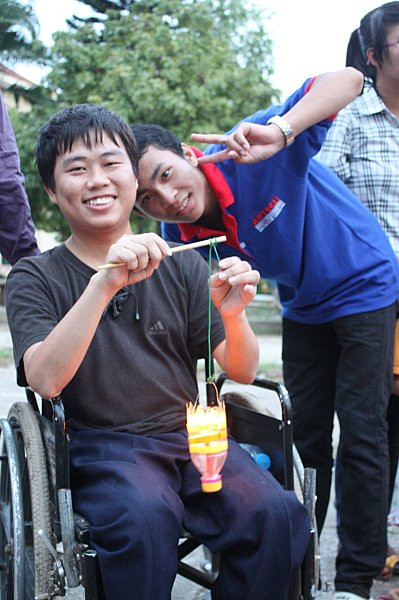 Niềm vui đón trung thu Niềm vui đón trung thu