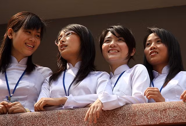 Những gương mặt ưu tứ của trường