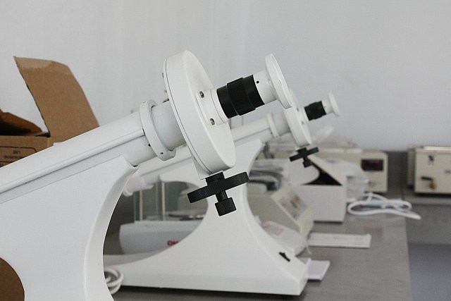 Trong nhà thí nghiệm, mọi thiết bị và dụng cụ hiện đại được nhập khẩu từ nước ngoài. Trong nhà thí nghiệm, mọi thiết bị và dụng cụ hiện đại được nhập khẩu từ nước ngoài.