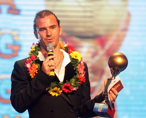 Quả bóng đồng Việt Nam 2011 Huỳnh Kesley tiếp tục lỡ hẹn với ĐTQG Quả bóng đồng Việt Nam 2011 Huỳnh Kesley tiếp tục lỡ hẹn với ĐTQG