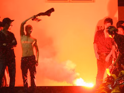 Những màn quậy phá kinh hoàng của các CĐV quá khích Hải Phòng