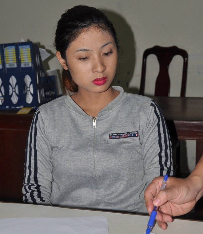 Võ Thị Hoàng Quý tại cơ quan công an. Võ Thị Hoàng Quý tại cơ quan công an.