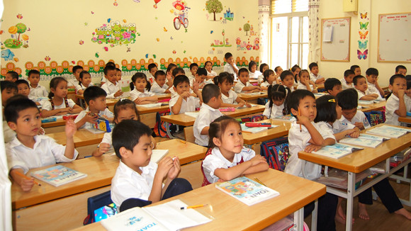 Đánh dấu một năm nhiều thay đổi trong giáo dục, đây cũng là năm mà bậc tiểu học được đánh giá theo phương thức nhận xét thay cho chấm điểm như trước kia. Đánh dấu một năm nhiều thay đổi trong giáo dục, đây cũng là năm mà bậc tiểu học được đánh giá theo phương thức nhận xét thay cho chấm điểm như trước kia.