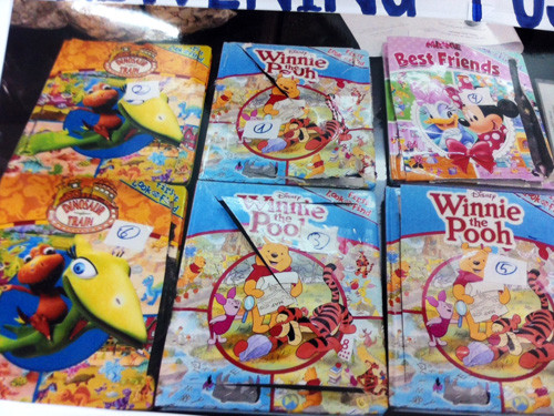 Ma túy được giấu trong những cuốn truyện tranh. Ma túy được giấu trong những cuốn truyện tranh.