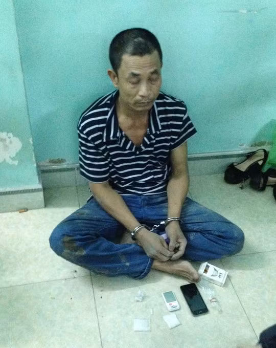 Tùng “già” sa lưới vì buôn ma túy ảnh 1