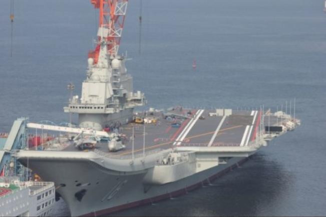 Tàu sân bay Liêu Ninh quay trở về nhà máy bảo trì