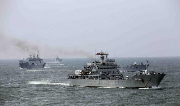 Tháng 8 năm 2014, chi đội tàu đổ bộ Hạm đội Nam Hải tập trận ở Biển Đông (ảnh tư liệu)