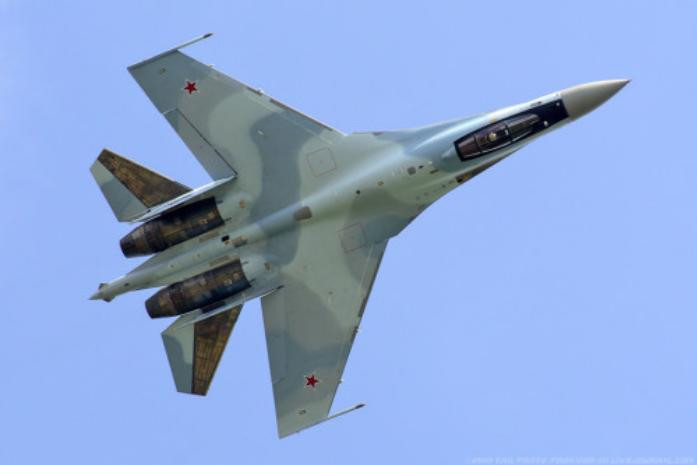Máy bay chiến đấu Su-35 Nga Máy bay chiến đấu Su-35 Nga