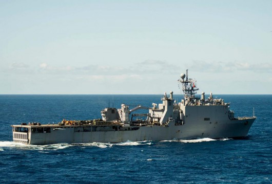 Tàu tấn công đổ bộ USS Germantown của Hải quân Mỹ ở vịnh Subic, Philippines ngày 29 tháng 9 năm 2014 Tàu tấn công đổ bộ USS Germantown của Hải quân Mỹ ở vịnh Subic, Philippines ngày 29 tháng 9 năm 2014