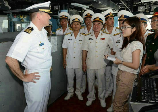 Tàu chiến Mỹ thăm Việt Nam Tàu chiến Mỹ thăm Việt Nam
