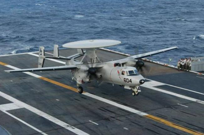 Máy bay cảnh báo sớm trên biển E-2D Advanced Hawkeye Hải quân Mỹ Máy bay cảnh báo sớm trên biển E-2D Advanced Hawkeye Hải quân Mỹ