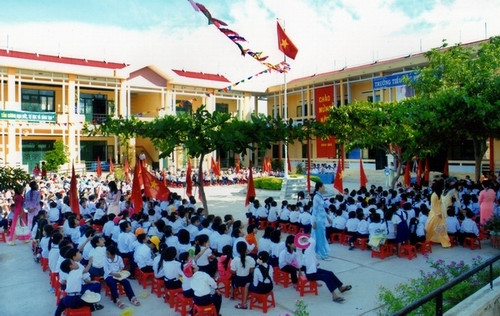 Theo Quy định mới, trường tiểu học đạt chất lượng tối thiểu phải có tỷ lệ học sinh xếp loại khá đạt ít nhất 30%; xếp loại giỏi đạt ít nhất 5%. Ảnh minh họa. Theo Quy định mới, trường tiểu học đạt chất lượng tối thiểu phải có tỷ lệ học sinh xếp loại khá đạt ít nhất 30%; xếp loại giỏi đạt ít nhất 5%. Ảnh minh họa.