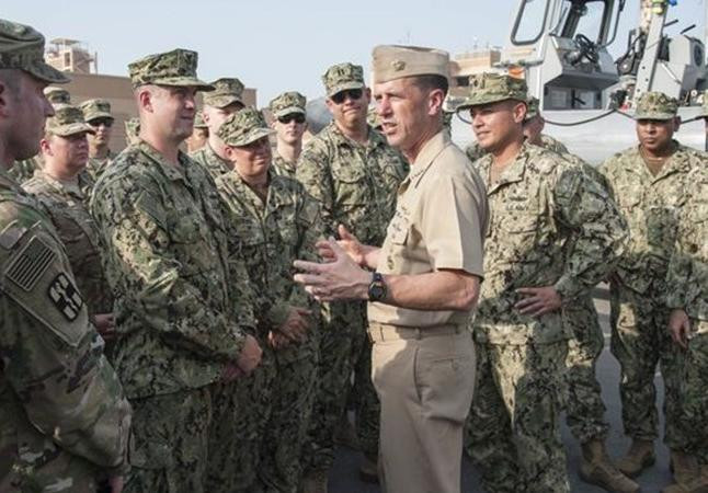 Tân Tham mưu trưởng Hải quân Mỹ, Đô đốc John Richardson Tân Tham mưu trưởng Hải quân Mỹ, Đô đốc John Richardson