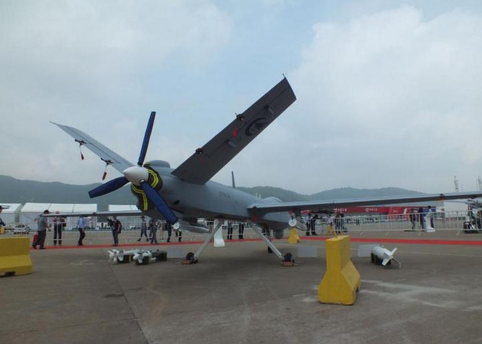 Máy bay không người lái Dực Long, Trung Quốc Máy bay không người lái Dực Long, Trung Quốc