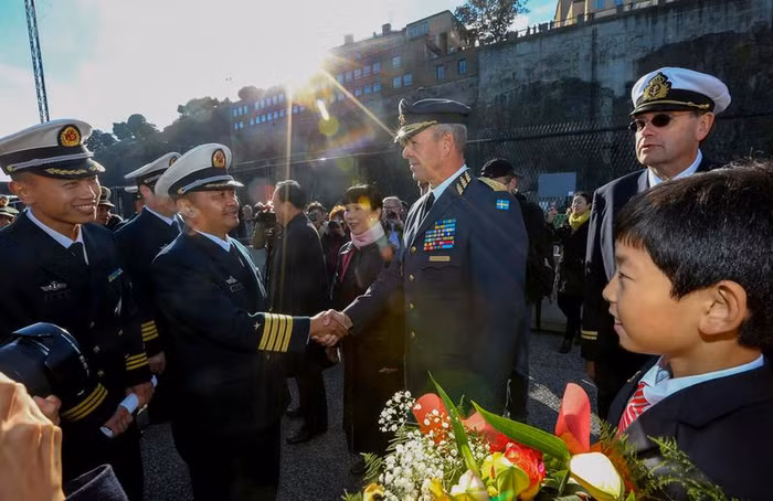 Biên đội tàu chiến Hải quân Trung Quốc đến cảng Stockholm, Thụy Điển