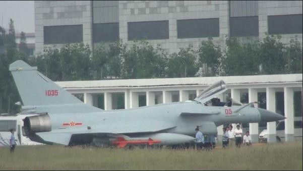 Máy bay chiến đấu J-10B Trung Quốc Máy bay chiến đấu J-10B Trung Quốc