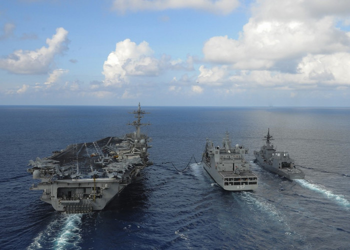 Tàu khu trục lớp Akizuki Nhật Bản theo Quân đội Mỹ đi khắp nơi "chinh chiến" (nguồn Thời báo Hoàn Cầu, Trung Quốc) Tàu khu trục lớp Akizuki Nhật Bản theo Quân đội Mỹ đi khắp nơi "chinh chiến" (nguồn Thời báo Hoàn Cầu, Trung Quốc)