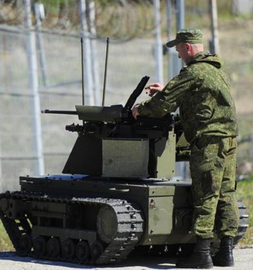 Ngày 29 tháng 9 năm 2015, lực lượng đặc nhiệm Quân khu miền Đông và lực lượng hải quân đánh bộ Hạm đội Thái Bình Dương Nga tiến hành diễn tập chiến thuật ở khu vực Primorsky Krai