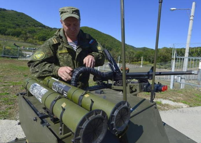 Ngày 29 tháng 9 năm 2015, lực lượng đặc nhiệm Quân khu miền Đông và lực lượng hải quân đánh bộ Hạm đội Thái Bình Dương Nga tiến hành diễn tập chiến thuật ở khu vực Primorsky Krai