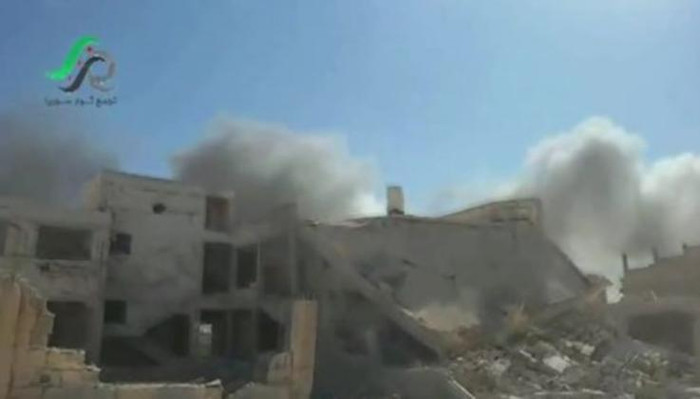 Máy bay chiến đấu ném bom Su-24 Nga không kích ở Syria (nguồn mạng sina) Máy bay chiến đấu ném bom Su-24 Nga không kích ở Syria (nguồn mạng sina)