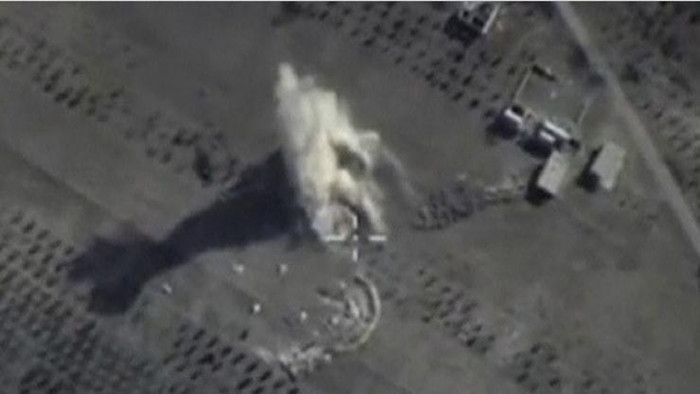 Nga không kích IS ở Syria Nga không kích IS ở Syria