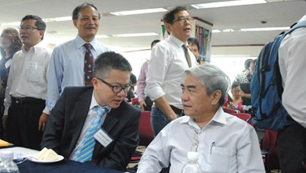 Nhóm đối thoại giáo dục của GS. Ngô Bảo Châu có nhiều kiến nghị quan trọng liên quan tới phát triển giáo dục đại học. Ảnh Quý Hiên/ Tiền phong Nhóm đối thoại giáo dục của GS. Ngô Bảo Châu có nhiều kiến nghị quan trọng liên quan tới phát triển giáo dục đại học. Ảnh Quý Hiên/ Tiền phong