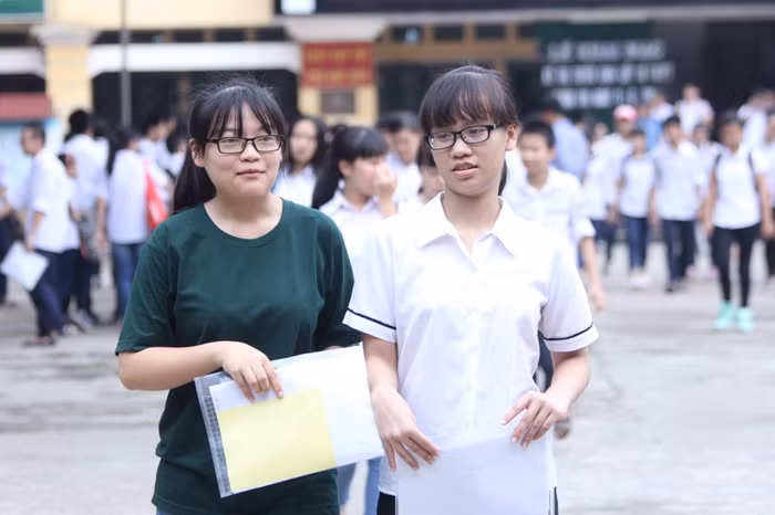 Chất lượng đầu vào lớp 10 thấp, áp lực đè nặng bậc Trung học phổ thông ảnh 2