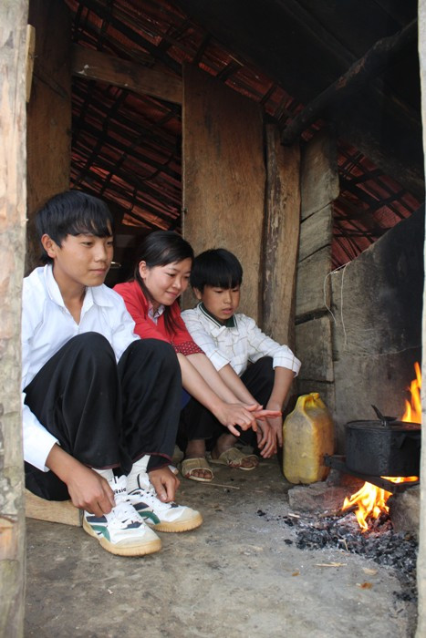 >>Chùm ảnh: Bản hiếu học ở cuối trời Tây Bắc >>1001 nỗi khổ của những đứa trẻ ở tuổi đến trường >>Chùm ảnh: Phiêu cùng xe tự chế của học trò vùng cao >>Chùm ảnh: Bản hiếu học ở cuối trời Tây Bắc >>1001 nỗi khổ của những đứa trẻ ở tuổi đến trường >>Chùm ảnh: Phiêu cùng xe tự chế của học trò vùng cao