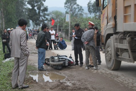 Hiện trường vụ tai nạn làm Trung úy Cường tử vong