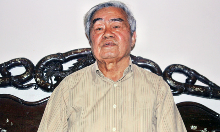 GS Phạm Minh Hạc nói rằng, xã hội nào thì giáo dục ấy và ngược lại giáo dục nào thì xã hội đó, đó là một mâu thuẫn chí lí. Ảnh Xuân Trung GS Phạm Minh Hạc nói rằng, xã hội nào thì giáo dục ấy và ngược lại giáo dục nào thì xã hội đó, đó là một mâu thuẫn chí lí. Ảnh Xuân Trung