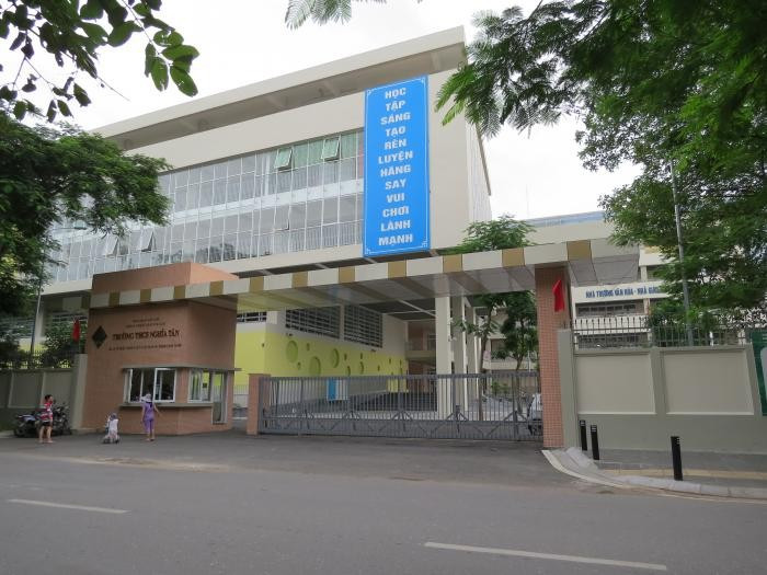 Chạy trường điểm, lớp chọn bao giờ mới chấm dứt? ảnh 2 Chạy trường điểm, lớp chọn bao giờ mới chấm dứt? ảnh 2