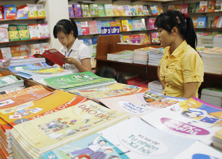 Chờ cách làm của Bộ về đổi mới chương trình, sách giáo khoa ảnh 1 Chờ cách làm của Bộ về đổi mới chương trình, sách giáo khoa ảnh 1