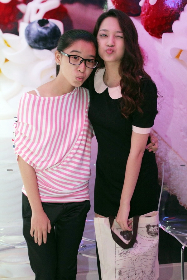 Kiểu chu môi cực đáng yêu của hotgirl The Voice. Kiểu chu môi cực đáng yêu của hotgirl The Voice.
