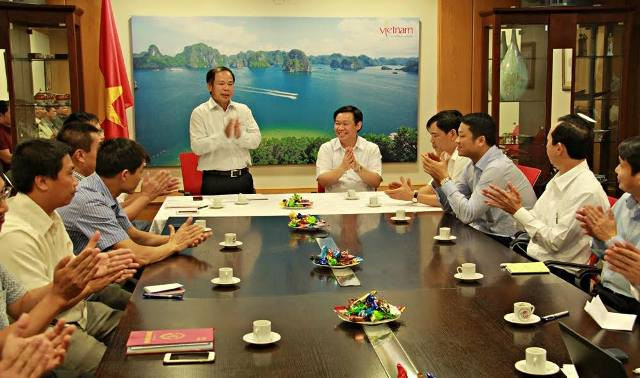 Trưởng Ban Kinh tế Trung ương chào xã giao nguyên Tổng thống Israel ảnh 3 Trưởng Ban Kinh tế Trung ương chào xã giao nguyên Tổng thống Israel ảnh 3