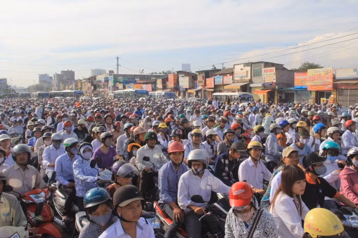 Nhiều phụ huynh cho hay, họ đã chuẩn bị kế hoạch đưa con đi thi từ 5h sáng, tránh giờ đi làm để không bị tắc đường