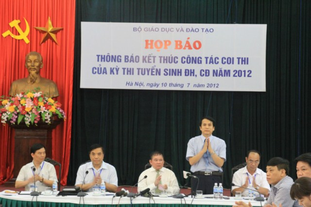 Bộ GD&ĐT tổ chức họp báo về công tác tuyển sinh năm 2012 vào chiều nay. Ảnh Xuân Trung Bộ GD&ĐT tổ chức họp báo về công tác tuyển sinh năm 2012 vào chiều nay. Ảnh Xuân Trung