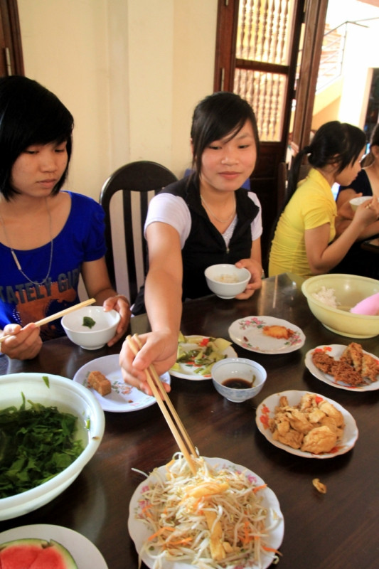 ĐÁP ÁN TIẾNG ANH KHỐI A1, D1 HỆ CAO ĐẲNG 2012 - ĐÁP ÁN MÔN VĂN KHỐI C, D HỆ CAO ĐẲNG 2012 - ĐÁP ÁN MÔN SINH KHỐI B HỆ CAO ĐẲNG 2012 - ĐÁP ÁN MÔN VẬT LÝ KHỐI A, A1 HỆ CAO ĐẲNG 2012 - ĐÁP ÁN MÔN LỊCH SỬ KHỐI C HỆ CAO ĐẲNG 2012 - ĐÁP ÁN MÔN LỊCH SỬ KHỐI C HỆ CAO ĐẲNG 2012 - ĐÁP ÁN MÔN ĐỊA LÍ HỆ CAO ĐẲNG 2012