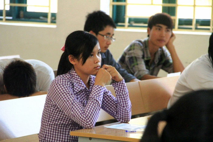 Xem đáp án môn Vật lí - Xem đáp án môn Toán - Xem đáp án môn Hóa - Xem đáp án môn Ngoại ngữ Khối A1 Xem đáp án môn Vật lí - Xem đáp án môn Toán - Xem đáp án môn Hóa - Xem đáp án môn Ngoại ngữ Khối A1