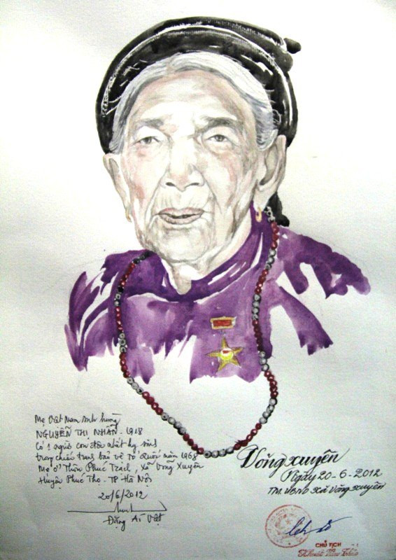 Mẹ Nguyễn Thị Nhẫn, sinh năm 1918 có một người con độc nhất đã hy sinh trong chiến tranh bảo vệ Tổ Quốc năm 1968. Mẹ ở thôn Phúc Trạch, xã Vong Xuyên, huyện Phúc Thọ, TP Hà Nội. Mẹ Nguyễn Thị Nhẫn, sinh năm 1918 có một người con độc nhất đã hy sinh trong chiến tranh bảo vệ Tổ Quốc năm 1968. Mẹ ở thôn Phúc Trạch, xã Vong Xuyên, huyện Phúc Thọ, TP Hà Nội.