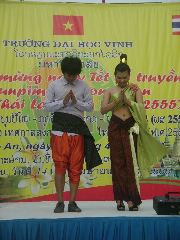 Nét đẹp mang bản sắc dân tộc của các lưu học sinh đến từ đất nước Triệu Voi