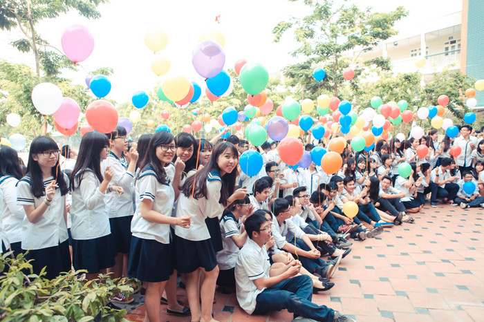 &quot;Cô sẽ không buồn bởi chỉ khi các con thành công, các con bận rộn các con mới không về thăm trường thăm cô mà thôi&quot;.