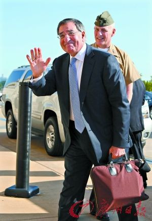 Cuối tuần, Bộ trưởng Quốc phòng Mỹ Panetta thường về nhà thăm người thân bằng máy bay quân sự Cuối tuần, Bộ trưởng Quốc phòng Mỹ Panetta thường về nhà thăm người thân bằng máy bay quân sự