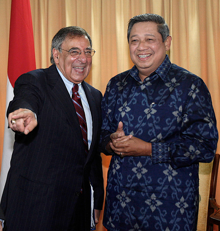 Bộ trưởng Quốc phòng Mỹ mới có chuyến thăm châu Á, ông khẳng định Mỹ sẽ không giảm sự hiện diện quân sự tại khu vực châu Á-Thái Bình Dương nhằm đối phó với các mối đe dọa mới