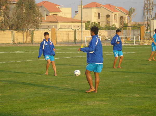 Chuyền bóng trong phạm vi hẹp