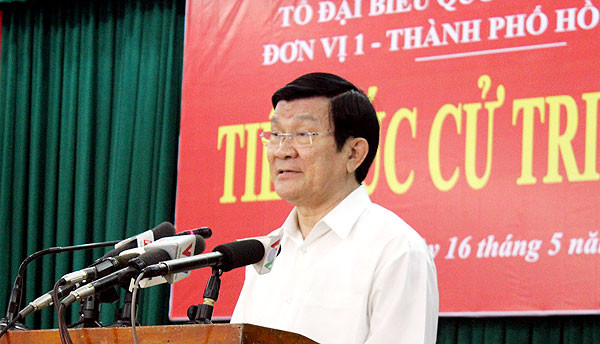 Chủ tịch nước Trương Tấn Sang tiếp xúc cử tri thành phố Hồ Chí Minh: Trung Quốc phải rút giàn khoan HD-981, không có chuyện Việt Nam nhún nhường, nhân nhượng Chủ tịch nước Trương Tấn Sang tiếp xúc cử tri thành phố Hồ Chí Minh: Trung Quốc phải rút giàn khoan HD-981, không có chuyện Việt Nam nhún nhường, nhân nhượng