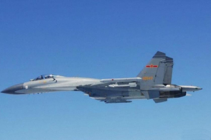 Trung Quốc cho máy bay chiến đấu Su-27 áp sát máy bay do thám của Nhật Bản Trung Quốc cho máy bay chiến đấu Su-27 áp sát máy bay do thám của Nhật Bản
