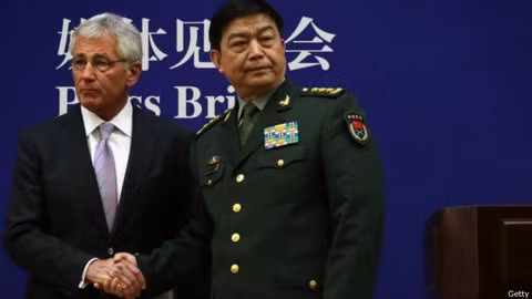 Ngày 8 tháng 4, trong cuộc họp báo "khẩu chiến" sau hội đàm với Bộ trưởng Quốc phòng Mỹ Chuck Hagel, Thường Vạn Toàn – lãnh đạo Bộ Quốc phòng Trung Quốc cũng ngang nhiên tuyên bố rằng “Trung Quốc có chủ quyền không thể tranh cãi đối với… quần đảo Trường Sa và vùng biển xung quanh”, rằng “vấn đề chủ quyền lãnh thổ là lợi ích cốt lõi của Trung Quốc”, trong vấn đề chủ quyền lãnh thổ, Trung Quốc “sẽ không thỏa hiệp, sẽ không nhượng bộ, sẽ không giao dịch, sẽ không cho phép xâm phạm một ly”.