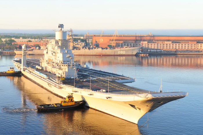 Tàu sân bay INS Vikramaditya vừa gặp sự cố động cơ Tàu sân bay INS Vikramaditya vừa gặp sự cố động cơ